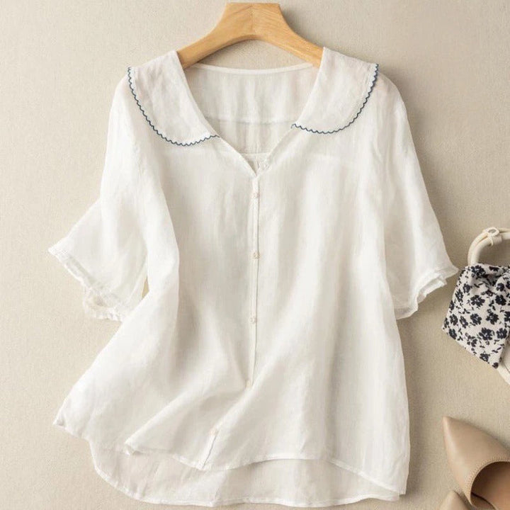 Hannah – Vintage-Inspired Scalloped Collar Blouse