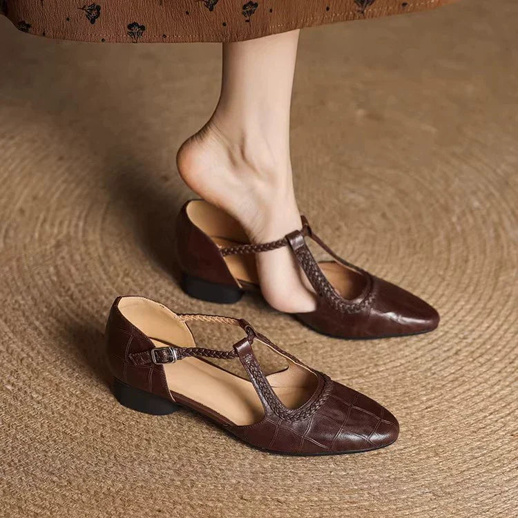 Mireille - Vintage Charm Sandals