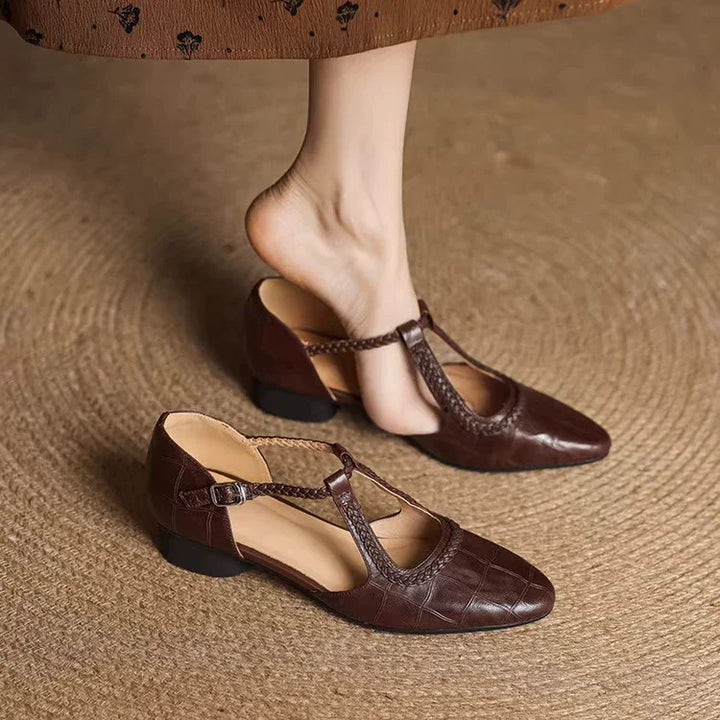 Mireille - Vintage Charm Sandals