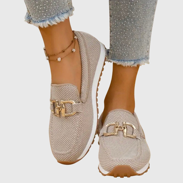Genevieve – Textured Chain Detail Loafers